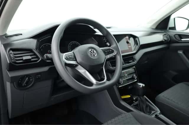 Volkswagen T-Cross (2019) thumbnail 5