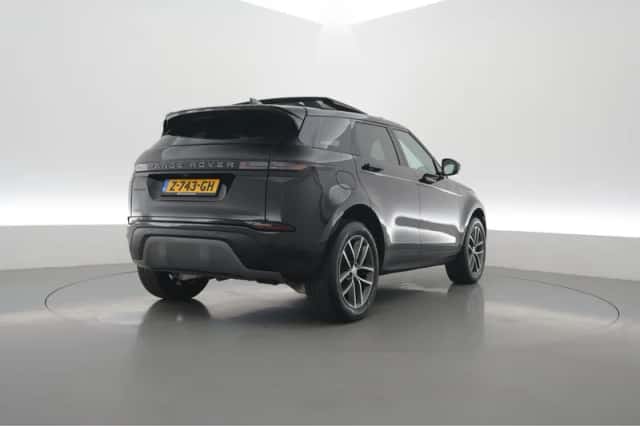 Land Rover Range Rover Evoque (2024) thumbnail 2