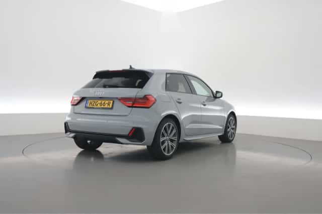 Audi A1 (2024) thumbnail 2