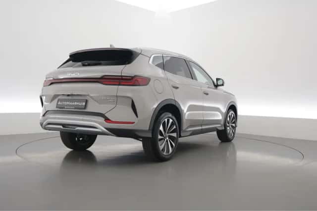 BYD Seal U (2026) thumbnail 2