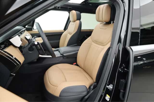 Land Rover Range Rover Sport (2026) thumbnail 3