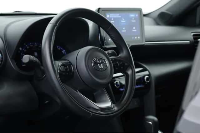Toyota Yaris Cross (2023) thumbnail 5