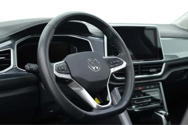 Volkswagen T-Roc (2022) thumbnail 6