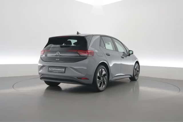 Volkswagen ID.3 (2022) thumbnail 2