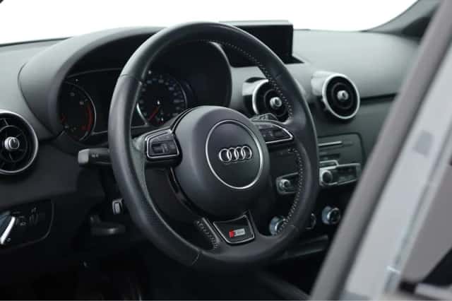 Audi A1 (2017) thumbnail 6