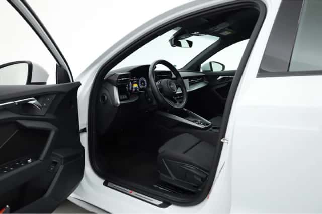 Audi A3 (2022) thumbnail 5