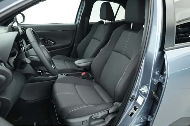 Toyota Yaris Cross (2026) thumbnail 3