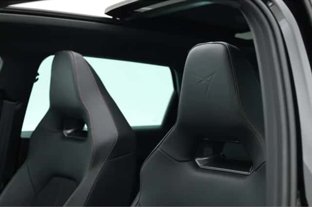 CUPRA Leon Sportstourer (2023) thumbnail 5