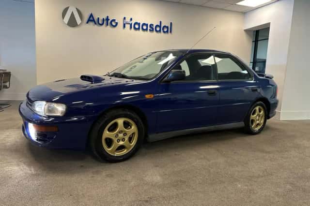 Subaru Impreza (1996) thumbnail 1
