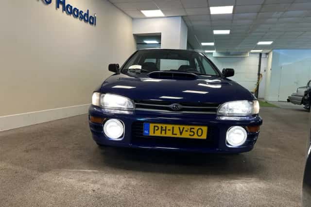 Subaru Impreza (1996) thumbnail 2