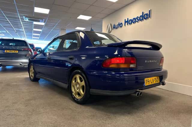 Subaru Impreza (1996) thumbnail 5