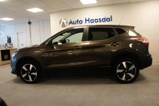 Nissan Qashqai (2016) thumbnail 4
