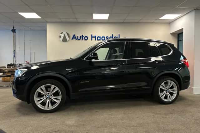 BMW X3 (2014) thumbnail 4