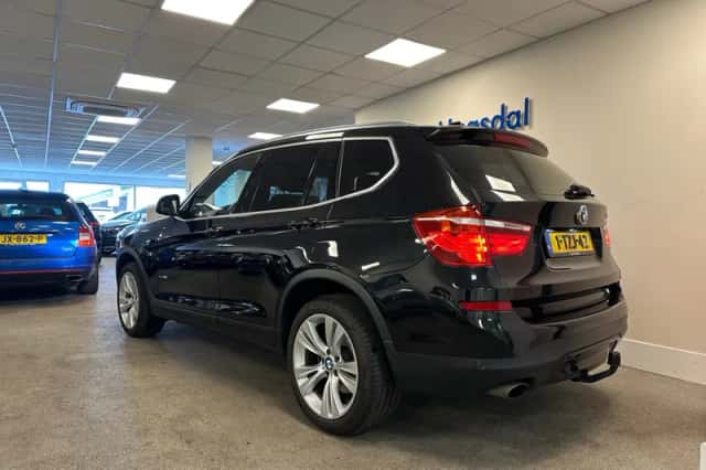 BMW X3 (2014) thumbnail 5
