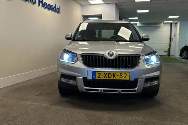 Škoda Yeti (2014) thumbnail 2
