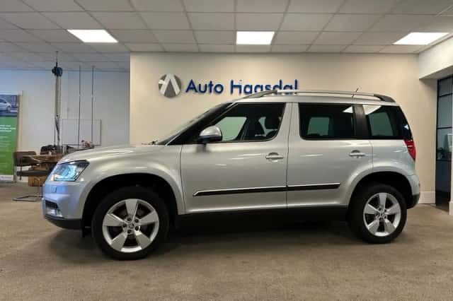 Škoda Yeti (2014) thumbnail 4