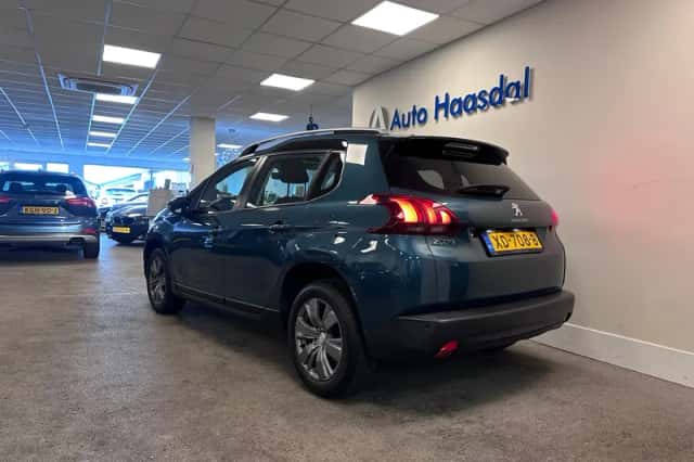 Peugeot 2008 (2018) thumbnail 4