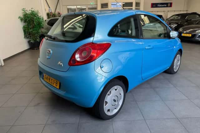 Ford Ka (2010) thumbnail 4