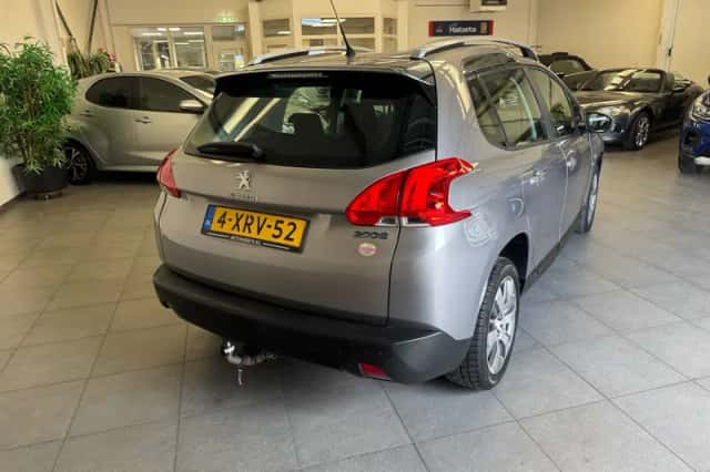 Peugeot 2008 (2014) thumbnail 5