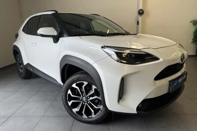 Toyota Yaris Cross (2025) thumbnail 2