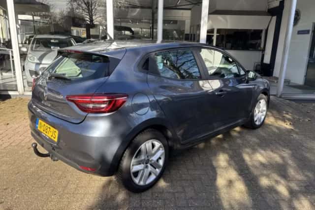 Renault Clio (2021) thumbnail 4