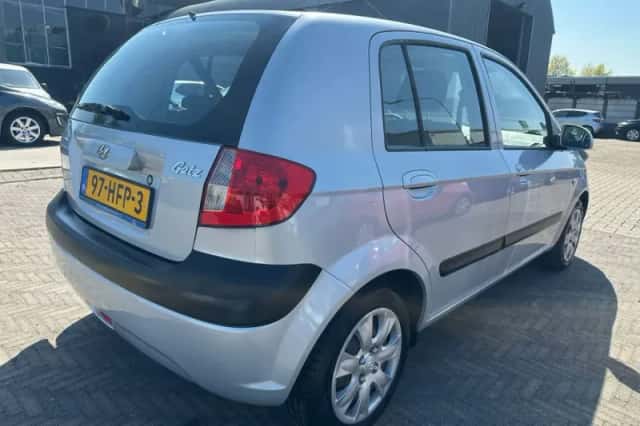 Hyundai Getz (2008) thumbnail 4