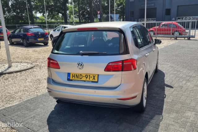 Volkswagen Golf Sportsvan (2014) thumbnail 4