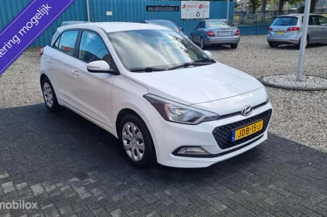 Hyundai i20 (2016) thumbnail 1