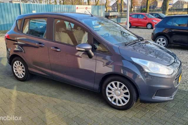 Ford B-Max (2013) thumbnail 4