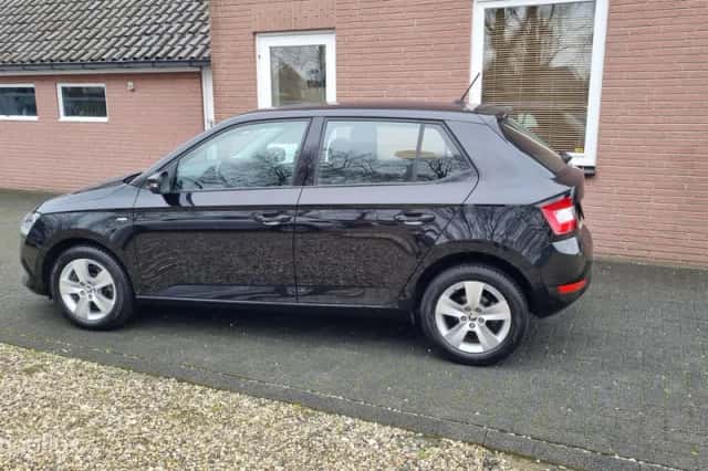 Škoda Fabia (2020) thumbnail 2