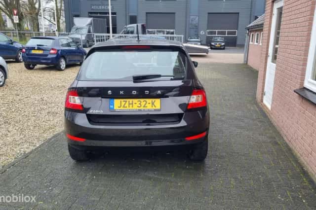 Škoda Fabia (2020) thumbnail 3