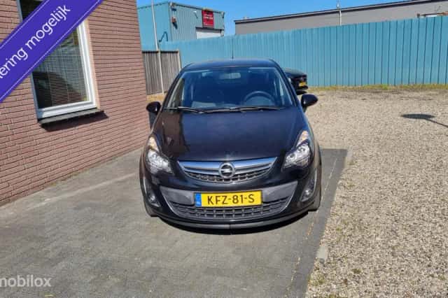 Opel Corsa (2014) thumbnail 1