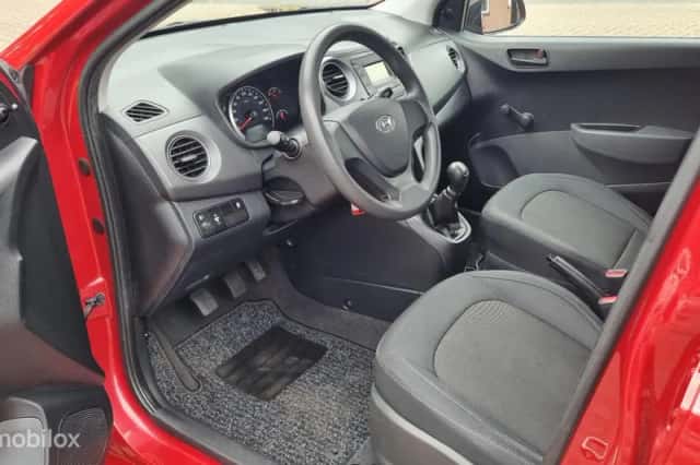 Hyundai i10 (2017) thumbnail 5