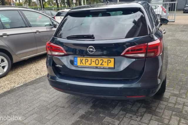 Opel Astra (2019) thumbnail 4