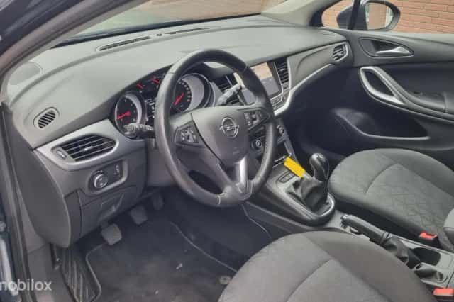Opel Astra (2019) thumbnail 5