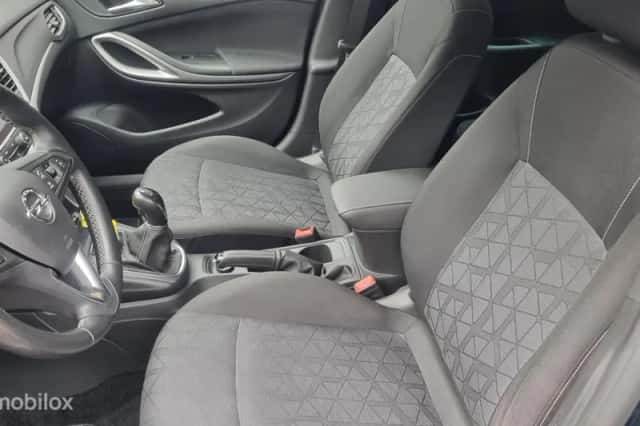 Opel Astra (2019) thumbnail 6