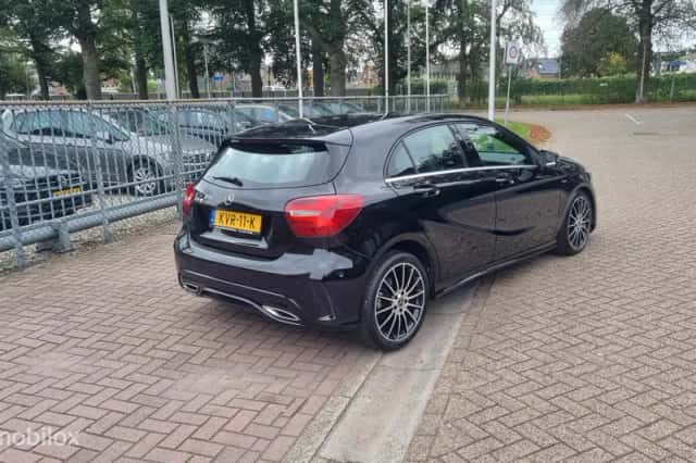 Mercedes-Benz A-Klasse (2017) thumbnail 3