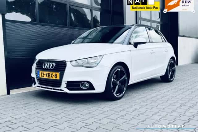 Audi A1 (2012) thumbnail 2
