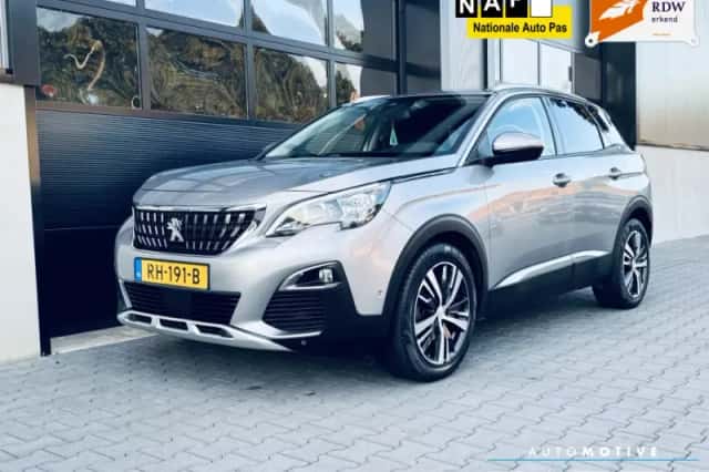 Peugeot 3008 (2017) thumbnail 2