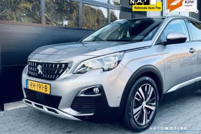 Peugeot 3008 (2017) thumbnail 3