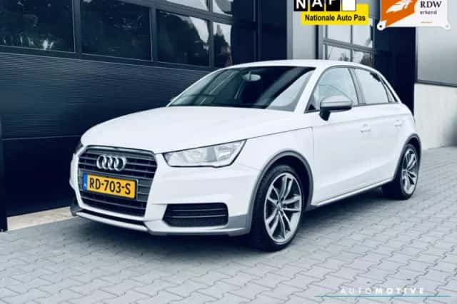 Audi A1 (2017) thumbnail 2