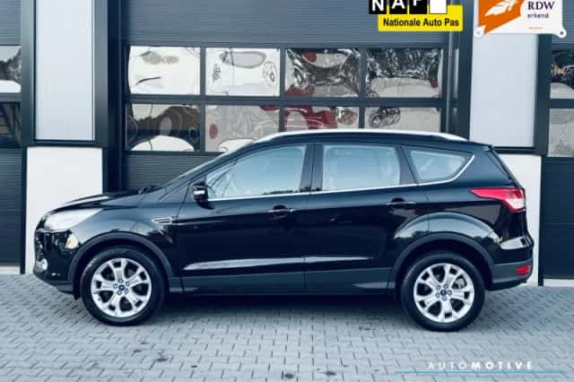 Ford Kuga (2014) thumbnail 6