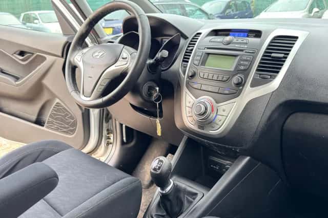 Hyundai ix20 (2010) thumbnail 4