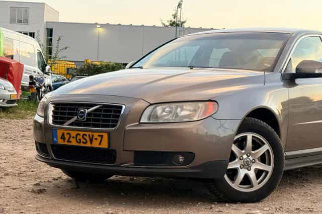 Volvo S80 (2008) thumbnail 2