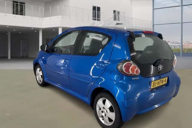 Toyota Aygo (2009) thumbnail 4