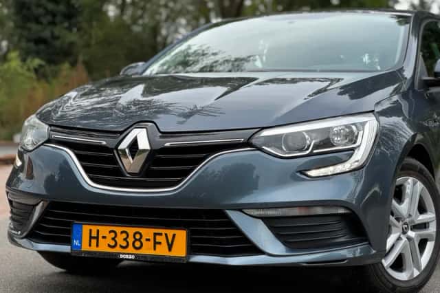 Renault Mégane (2016) thumbnail 5