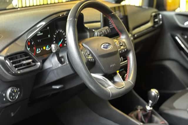 Ford Fiesta (2020) thumbnail 3