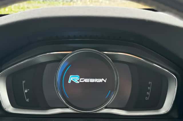 Volvo S60 (2014) thumbnail 5