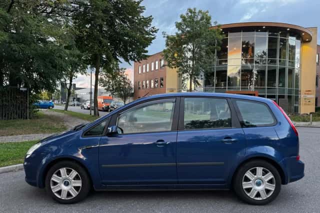 Ford C-Max (2007) thumbnail 2