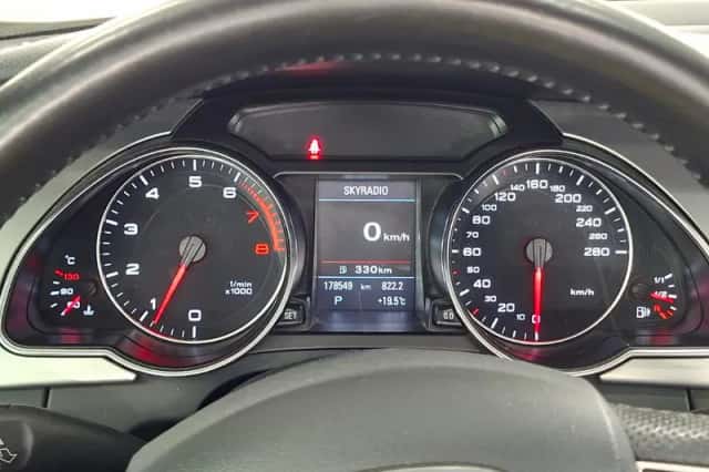 Audi A5 (2012) thumbnail 5